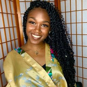 Meet your Posher, Cayla